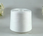 100% blancos crudos de Ring Spun Yarn Pre Dyed del poliéster para coser 40/2 proceso de las tecnologías de TFO