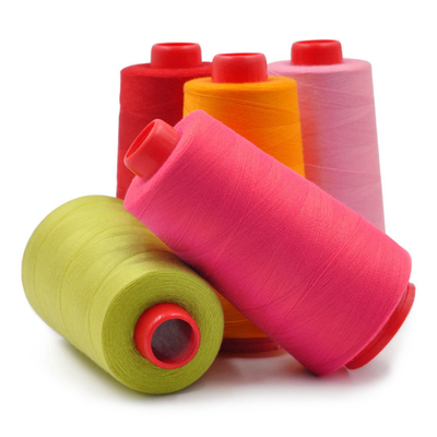 Venta caliente de hilo de costura de poliéster 20/2 30s/2 40s/2 100% de material puro Yizheng 40S2 hilo de costura de poliéster