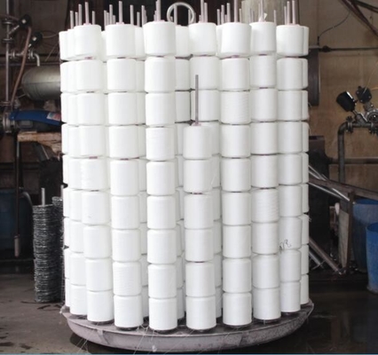 Venta directa de fábrica de colorido 40S/2 100% de poliéster y hilados