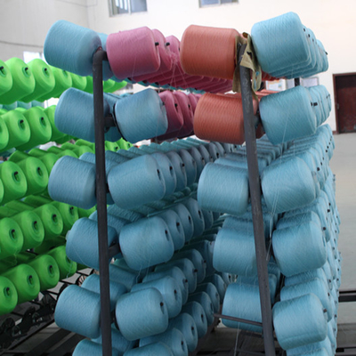 20/3 40/2 60/2 Hilados de poliéster 100% teñidos para coser prendas de vestir y ropa interior