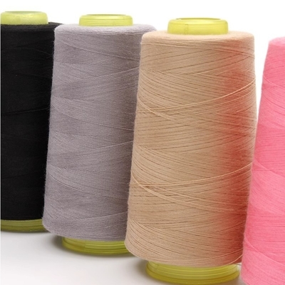 402 hilo de costura de poliéster de espuma opción multicolor hilo de poliéster para vestido de tela