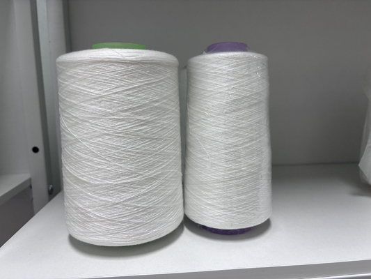 Venta directa de fábrica de hilo de costura de poliéster espuntado de color blanco crudo 402