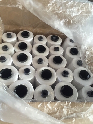 Fabrica de stock blanco 40/2 100% de poliéster hilo de costura 5000Y/cono