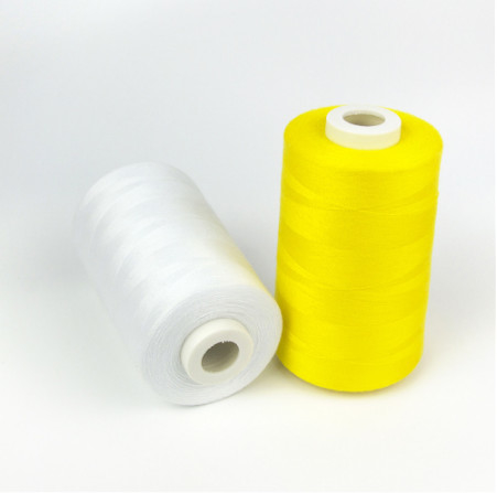 Venta directa de fábrica 202 402 hilo de la máquina de coser de poliéster colorido hilo de coser pequeño gran rollo